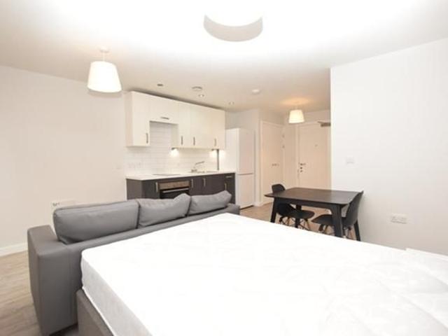 Studio for rent in Saint Vincent's, Sheffield