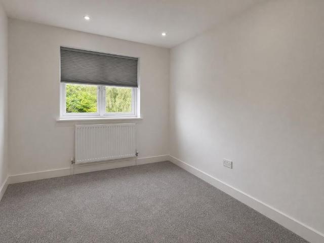 Studio for rent in Canley, West Midlands
