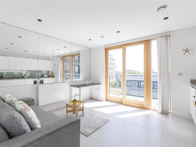 Flat for rent in St. George in the East, Wapping