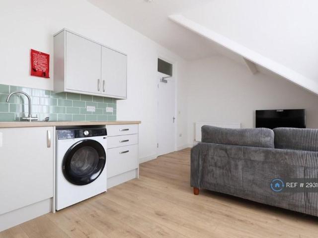 Apartment for rent in Mount Pleasant, Nangreaves