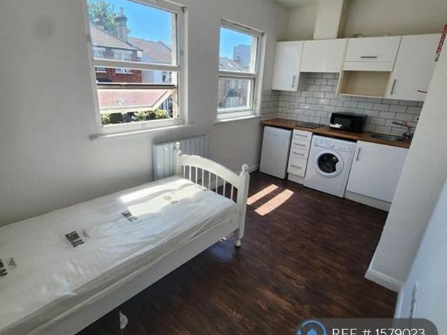 Flat for rent in Greater London
