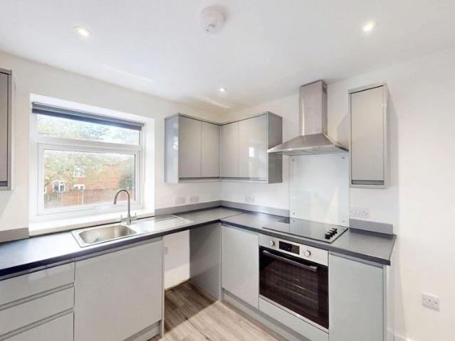 Studio for rent in Hart Common, Bolton