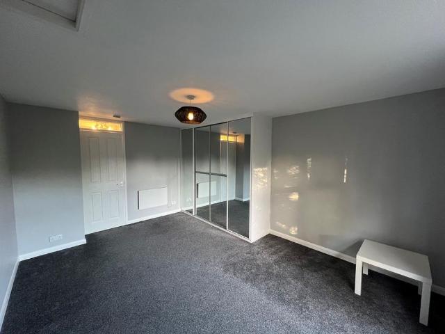 Studio for rent in Northgate, Crawley