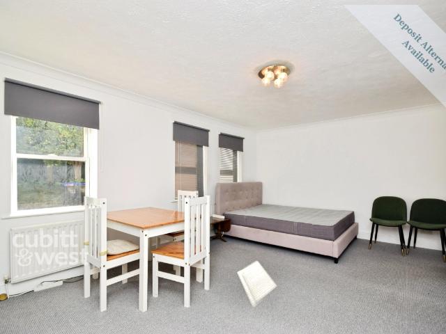 Apartment for rent in London Borough of Sutton, Greater London