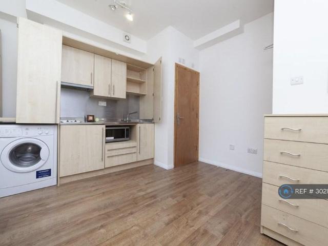 Studio for rent