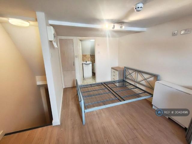 Studio for rent in Dunstable, Bedfordshire