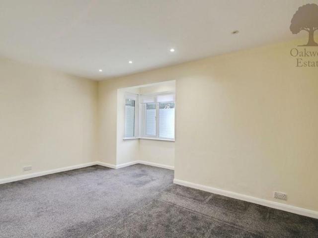 Studio for rent in Slough