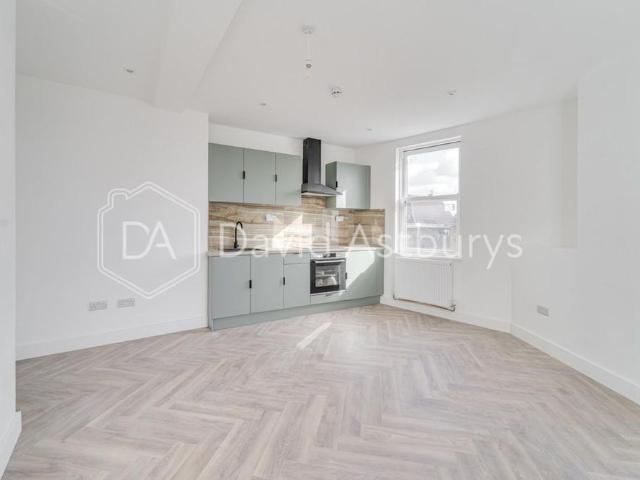Studio for rent in London Borough of Islington, Greater London