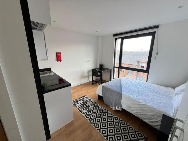 Studio for rent in City Centre, Isle Of Man