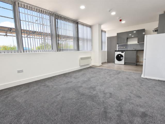 Studio for rent in St Matthew's, Leicester