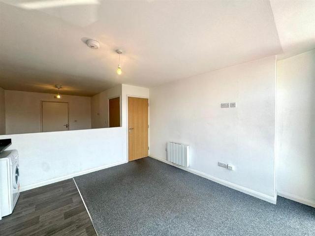 Studio for rent in New Normanton, East Midlands