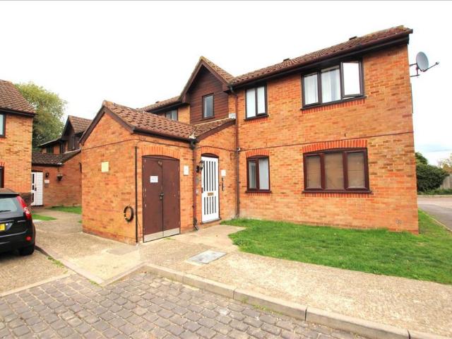 Flat for rent in Epping, Essex