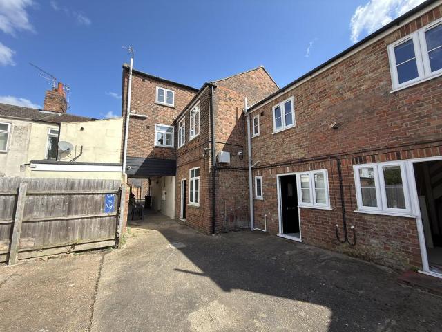 Flat for rent in South Lynn, Brookville