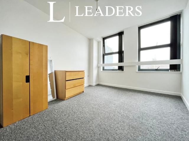 Studio for rent in St Clements, Worcestershire