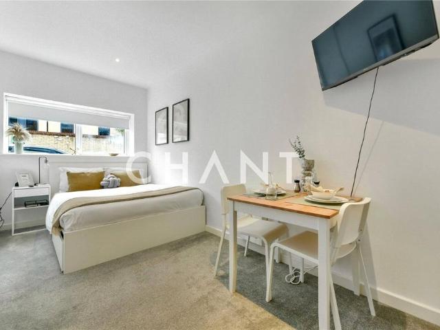 Flat for rent in Norbiton, Greater London