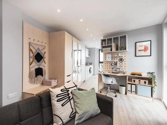 Studio for rent in Saint George's, Netherthorpe