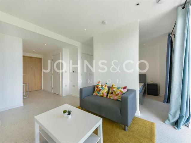 Studio for rent