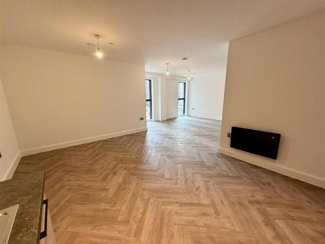 Flat for rent in New Normanton, East Midlands