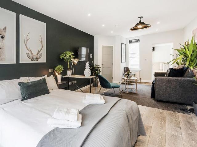 Studio for rent in Spitalfields, Whitechapel