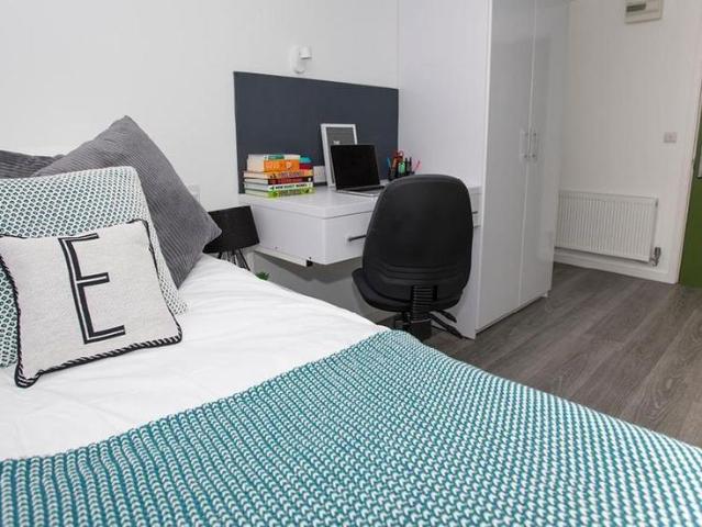Studio for rent in London Borough of Ealing, Greater London