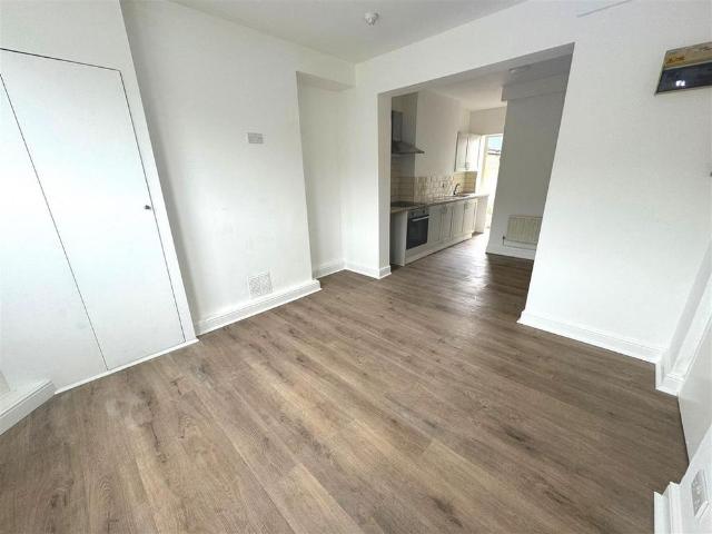Studio for rent in Clapham, West Sussex