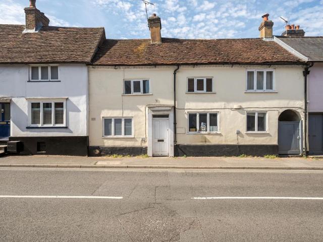 Flat for rent in Fole, Surrey