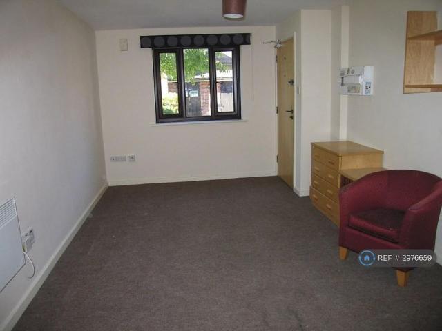 Studio for rent in Henley-on-Thames, Berrick Salome