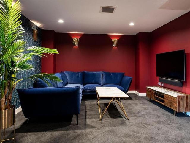 Studio for rent in Watergate, Devon