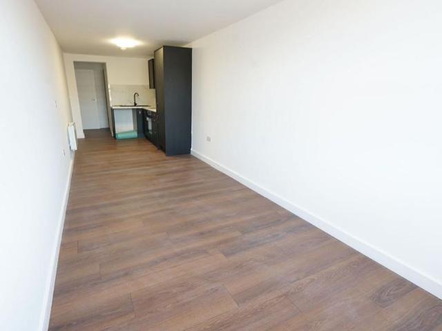 Studio for rent in Badgers Dene, Grays