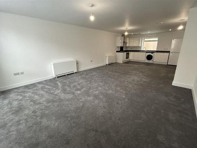 Studio for rent in The Polygon, City Of Southampton