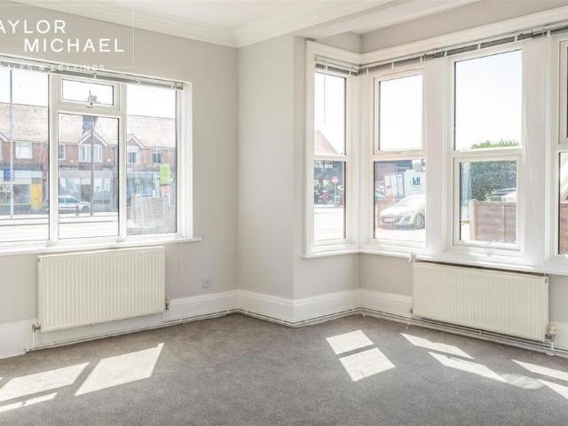 Studio for rent in Worthing, West Sussex