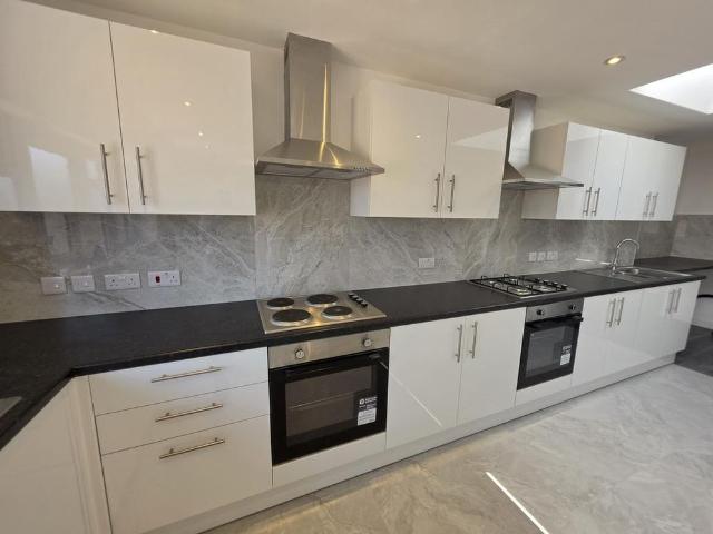 Studio for rent in London Borough of Ealing, Greenford