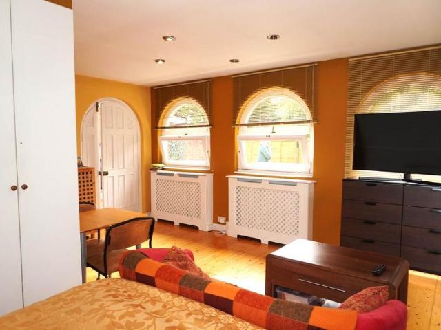 Studio for rent