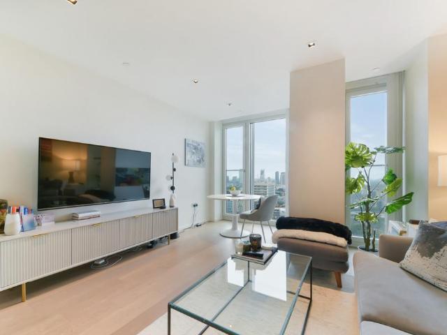 Flat for rent in Greater London