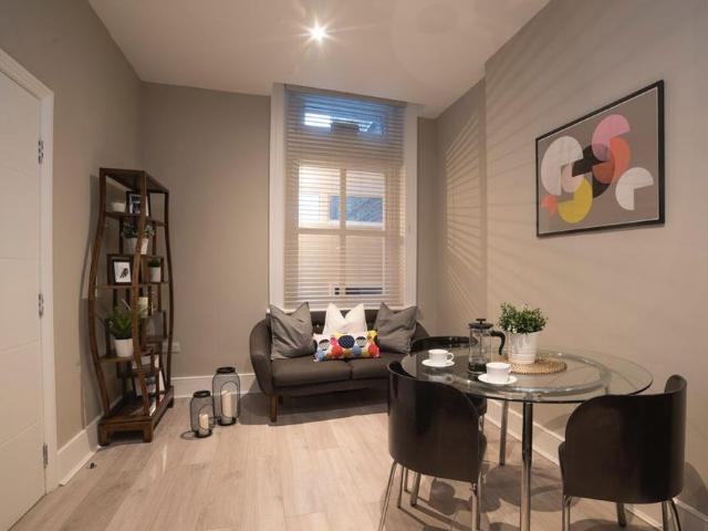 Studio for rent in South Hampstead, Greater London