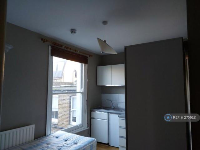 Studio for rent in Shepherd's Bush, Isle Of Man