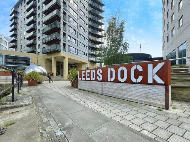 Studio for rent in Richmond Hill, West Yorkshire