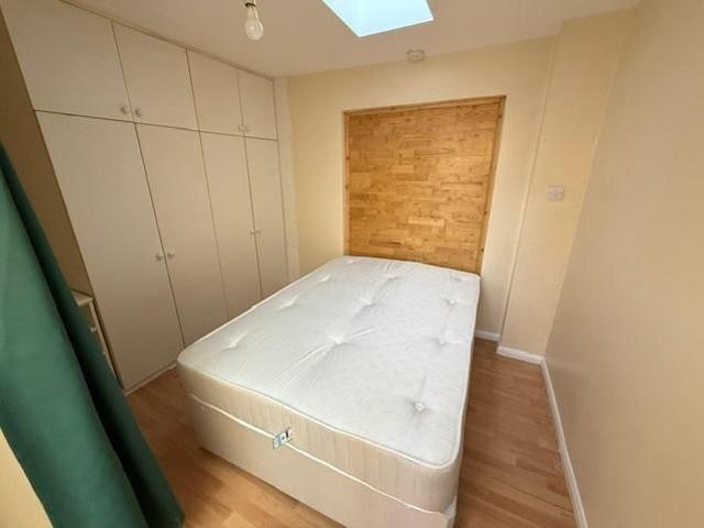 Studio for rent