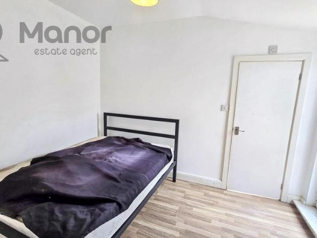 Studio for rent in London Borough of Havering, Greater London
