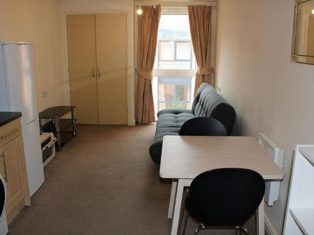 Studio for rent in The Polygon, City Of Southampton