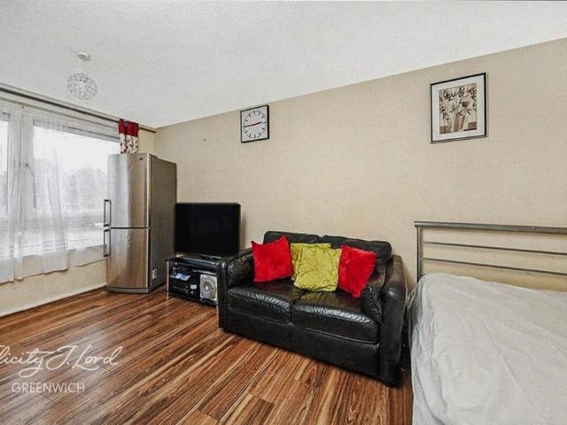 Studio for rent in London Borough of Lewisham, New Cross