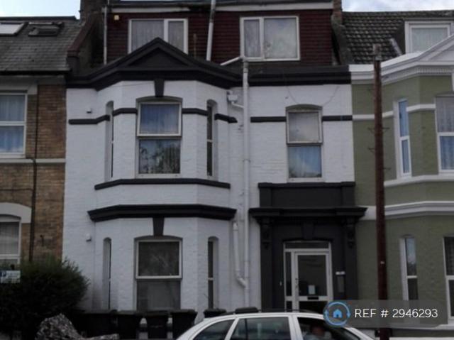Flat for rent in West Cliff, Bournemouth