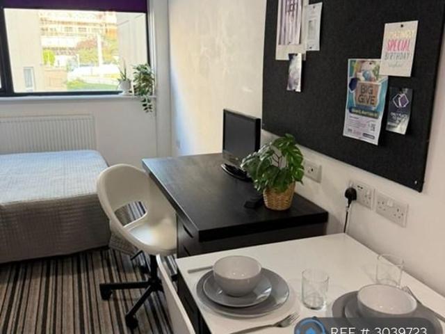 Studio for rent in Lansdowne, Bournemouth