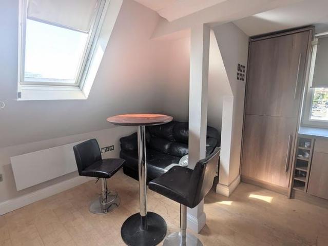 Studio for rent in London Borough of Harrow, Greater London