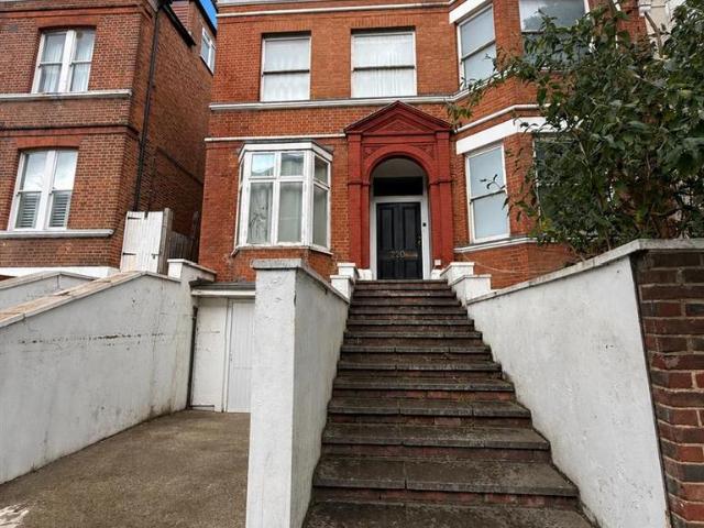 Flat for rent in West Hampstead, Isle Of Man