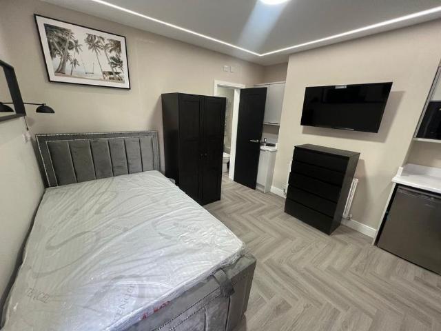 Studio for rent in Harborne, West Midlands