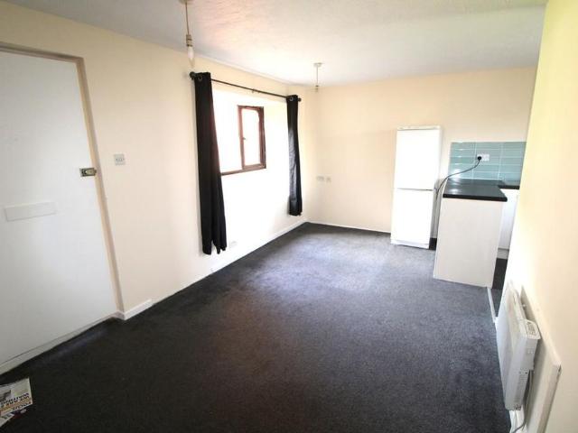 Studio for rent in Highwoods, Fordham Heath