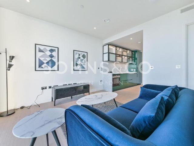 Flat for rent in Canary Wharf, Greater London