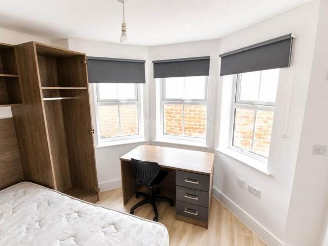 Studio for rent in Whitley, Reading