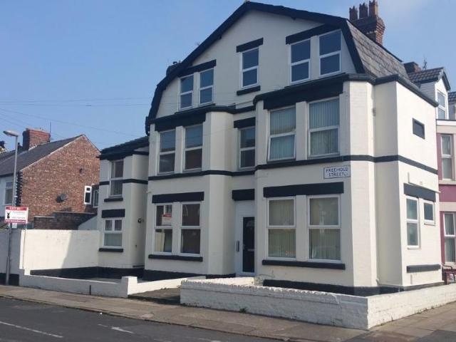 Flat for rent in Fairfield, Calderstones